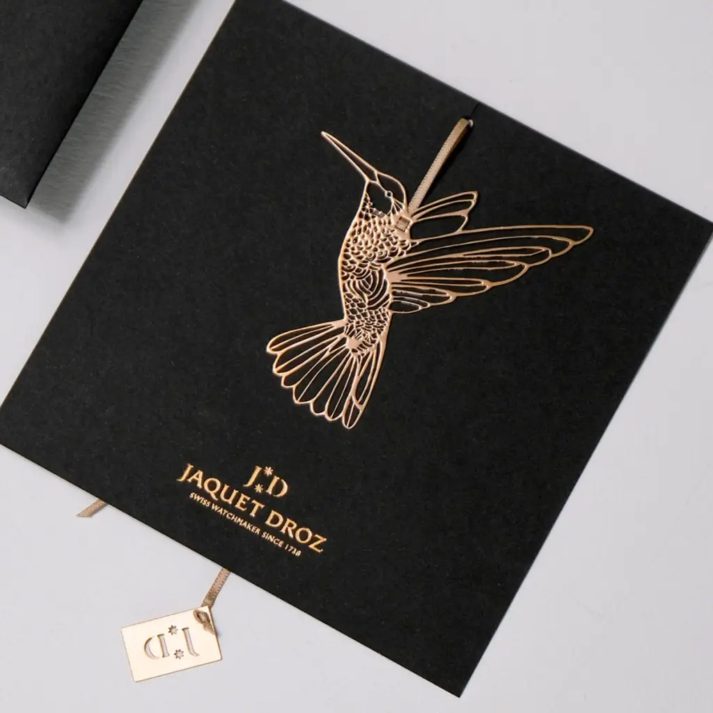 Marque-page en métal ajouré en forme de colibri, créé pour Jaquet Droz