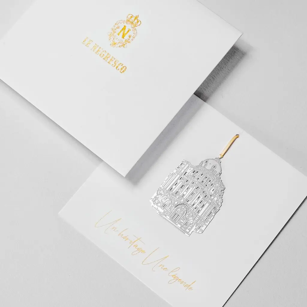 Pochette créée pour l'hôtel Negresco à Nice